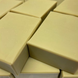 Aleppo Soap made with Laurel Fruit Oil at 40% and Extra Virgin Olive Oil, so smooth and creamy