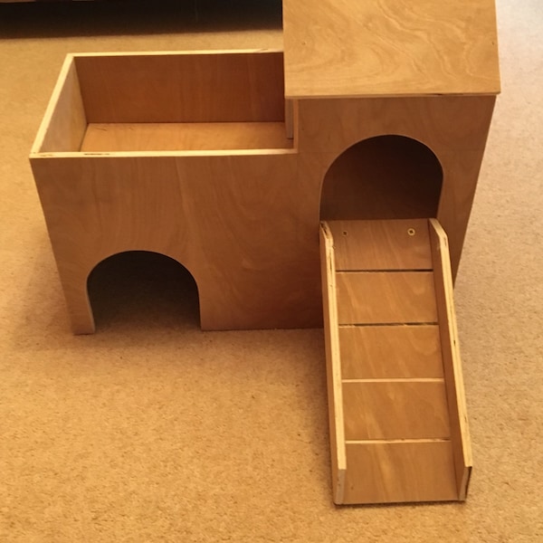 Guinea Pig/Small Animal Hideout Shelter Castle