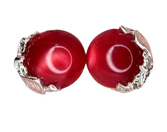 Pendientes de clip de plástico termoestable rojo estilo años 60 con diseño de cerezas, manzanas y caramelos Jelly Belly.