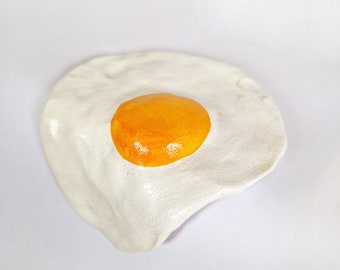 Ceramic fried egg shelf decoration, Quirky novelty egg decor, Kitsch table top or shelf ornament