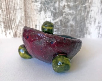 Small unique ceramic plant pot, Handmade pottery air plant holder, Succulent or cactus pot, Desk buddy, Plant mom gift for home