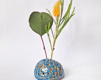 Ceramic bud vase, Dry flower display stand, Ceramic ikebana vase for minimalist dry flower composition, Table decor for floral arrangement