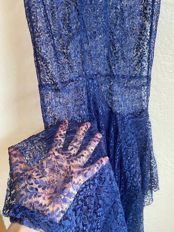 Antique 1920s Sapphire Blue Lace Flapper Dress - image 4