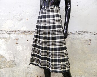 Karorock Etsy