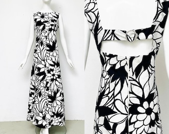 Vintage 1960s Maxi Evening Dress, Black and White / Ball Gown / Cocktail Party / Formal Maxi Dress with Rhinestone Brooch / Floral Long Dress, Size L