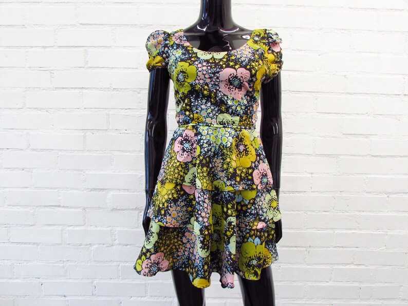 1970s dress xs vintage dress summer dress ruffles colorful floral dress mini dress