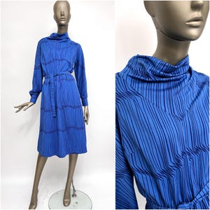 70s dress blue with pattern waterfall collar long-sleeved vintage midi dress boot dress