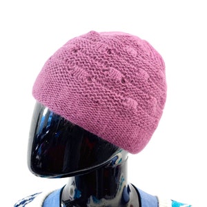 1970s hat / wool hat / vintage hat / headgear woman / winter clothing / knitted hat