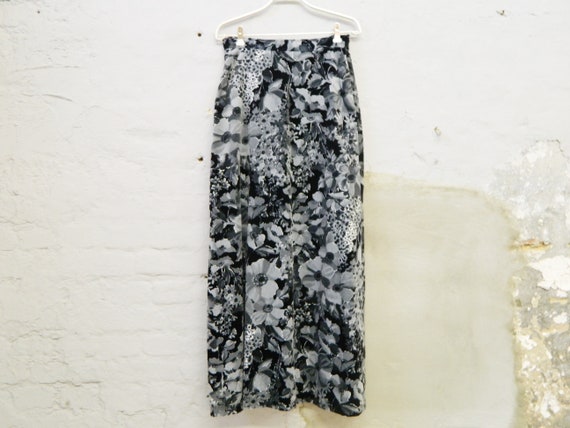 Maxi skirt / velvet skirt 70s / long velvet skirt