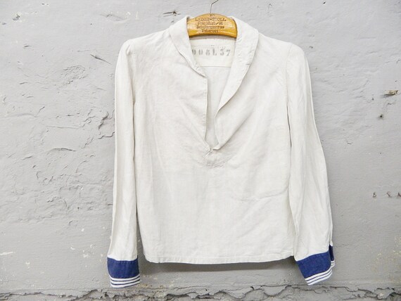 antique men's shirt / old navy shirt / navy board