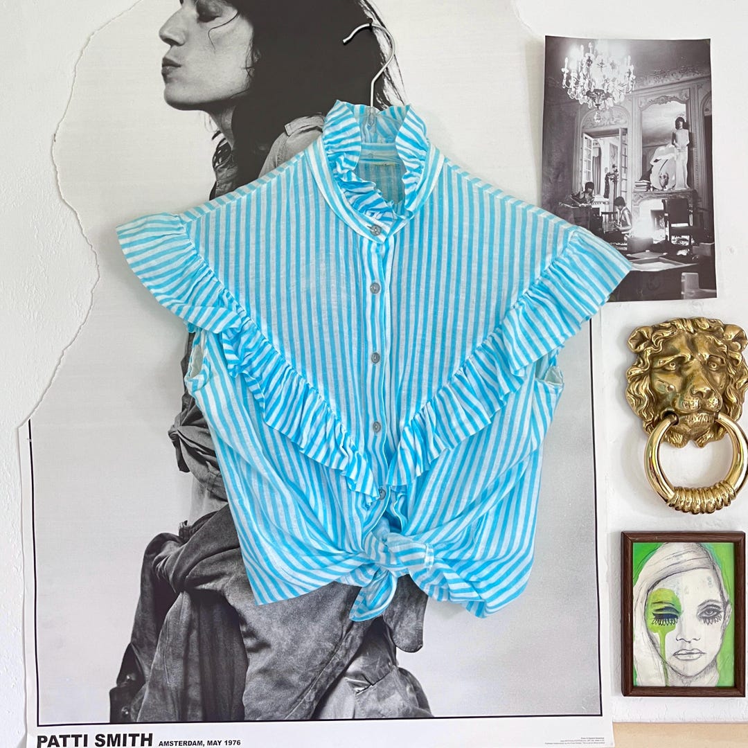 70s Blouse Light Blue Ruffles / Vintage Ruffle Blouse Without Sleeves ...
