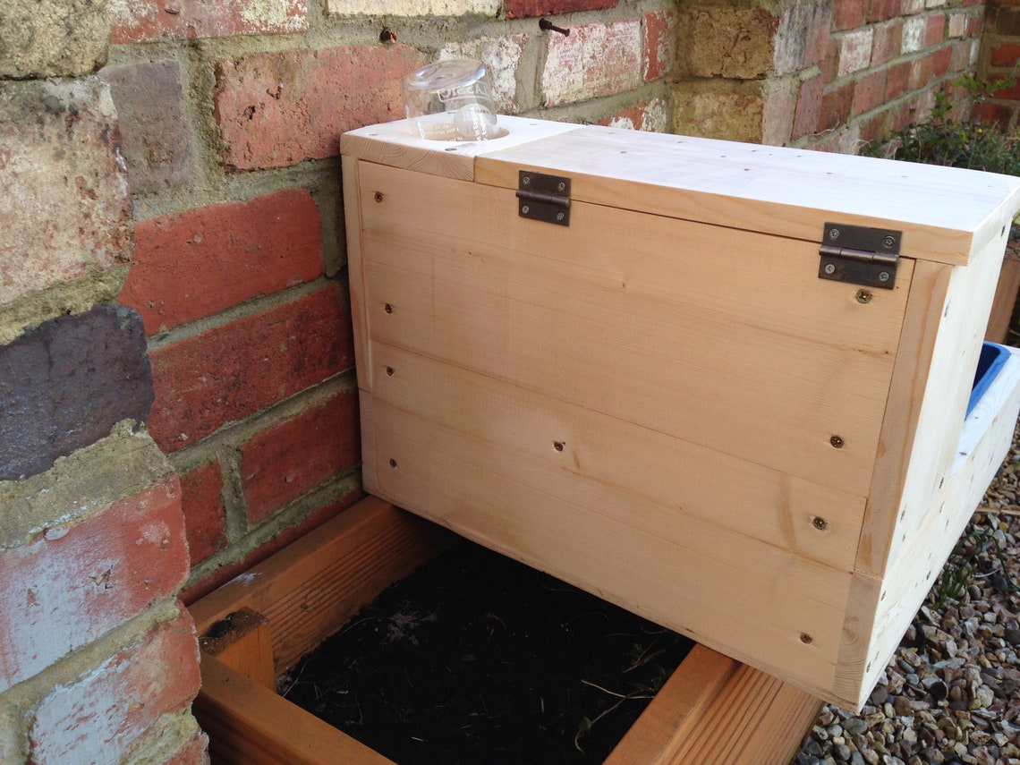 3 in 1 Rabbit Hay Feeder & Litter Box With Bulit in Bottle Etsy UK