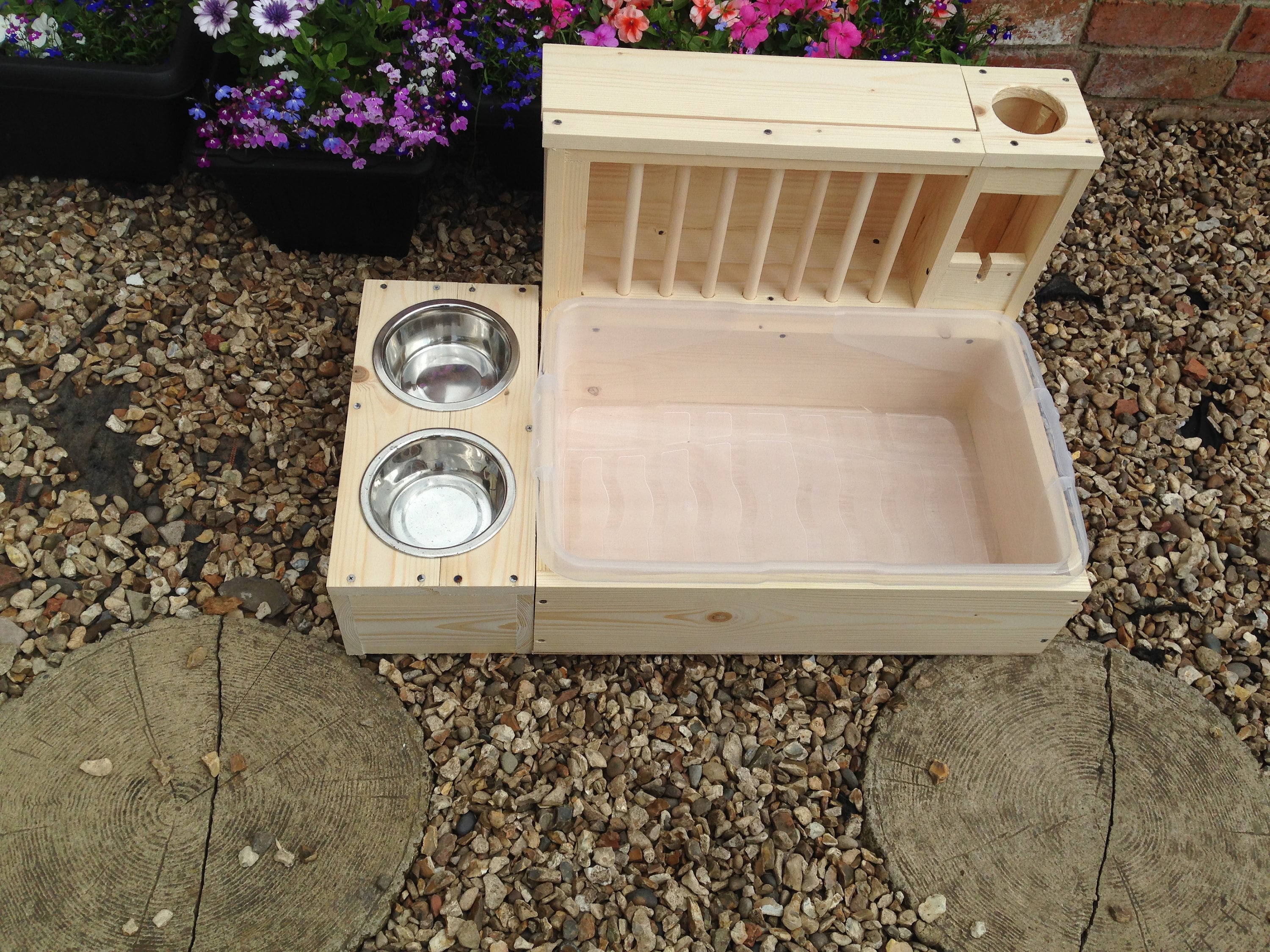 4 in 1 XL Rabbit Feeder With Bowls and Water Bottle Holder Etsy UK