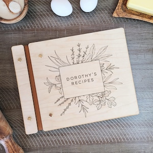 Personalized Wooden Recipe Book: Custom Family Kitchen Album Recipe Keepsake Cookbook. Gift for Mom, Gift for Baker. Mother's Day Gift.