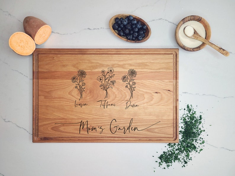 Birth flower Mothers Day Cutting Board, Custom Mothers Day Gift, Personalized Cutting Board, Gift for Grandma, Mothers Day gift from kids image 1