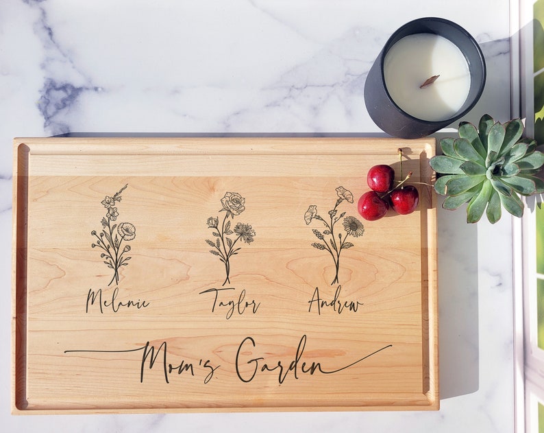 Birth flower Mothers Day Cutting Board, Custom Mothers Day Gift, Personalized Cutting Board, Gift for Grandma, Mothers Day gift from kids image 2