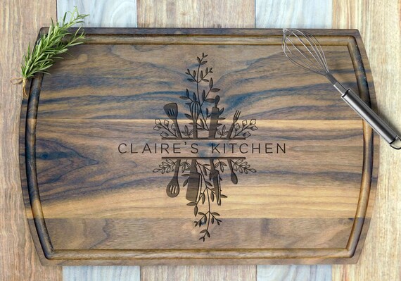 Wood Engraved Custom Cutting Board - GiGi GG GeeGee Gift - GeeGee's Kitchen-  Personalized Cutting Board