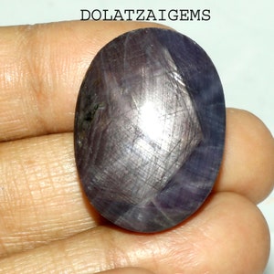 Topkwaliteit, sterrobijn cabochon, mooie kleur met zeldzame ster, hanger met steen, ovale sterrobijn edelsteen, losse sterrobijn, 30 x 22 x 12 mm 108,4 kt