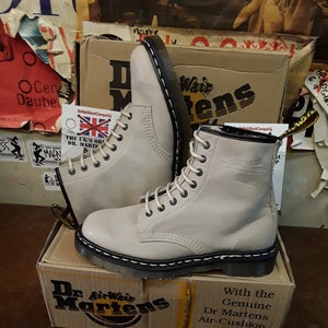 Dr Martens 1460 Cream, Size 6.5, Nappa Leather, Made in England, Vintage 90&#39;s, Womens Ankle Boots