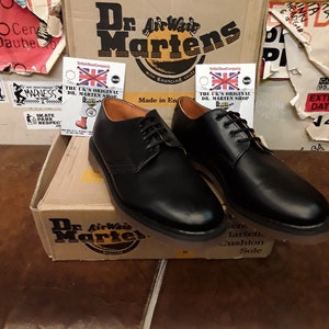 Solovair Dr Martens Vintage 80&#39;s, Made in England, Mens Leather Shoes, 4 Hole Shoe / Various Sizes