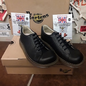 Dr Martens Strong Black Leather, Womens Leather Shoes / Various Sizes 8A58