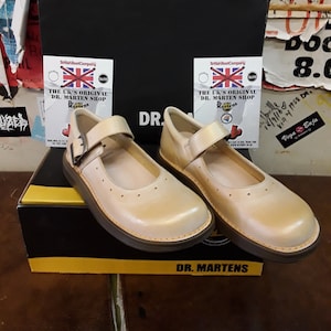 Dr Martens Mary Janes, Size UK 5-6, Leather Shoes, Dune Beige Rare Shoes / 8A57