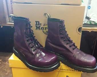 dr martens size 4