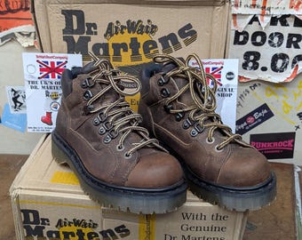 Dr Martens 8699 Made in England Aztec Walking/hiking Boot  display picture 2