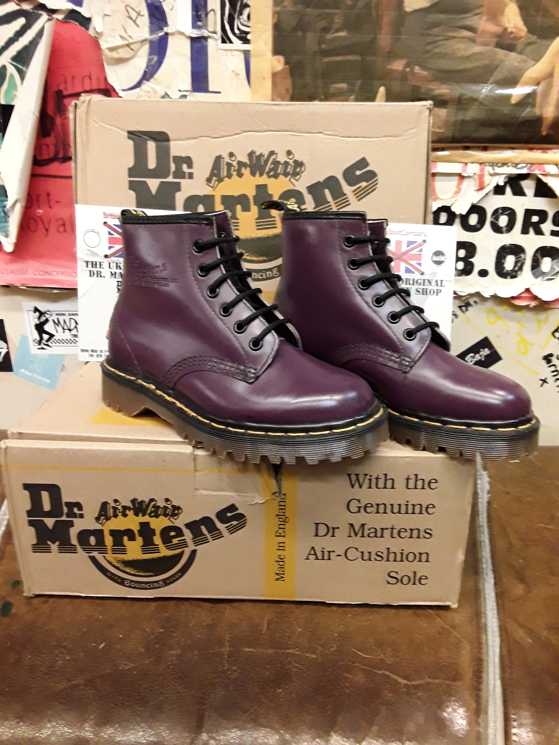 Dr Martens 101z Ben Made in England Purple 6 Hole Size 2.5 Dr Martens 101z Ben Made in England Purple 6 Hole Size 2.5