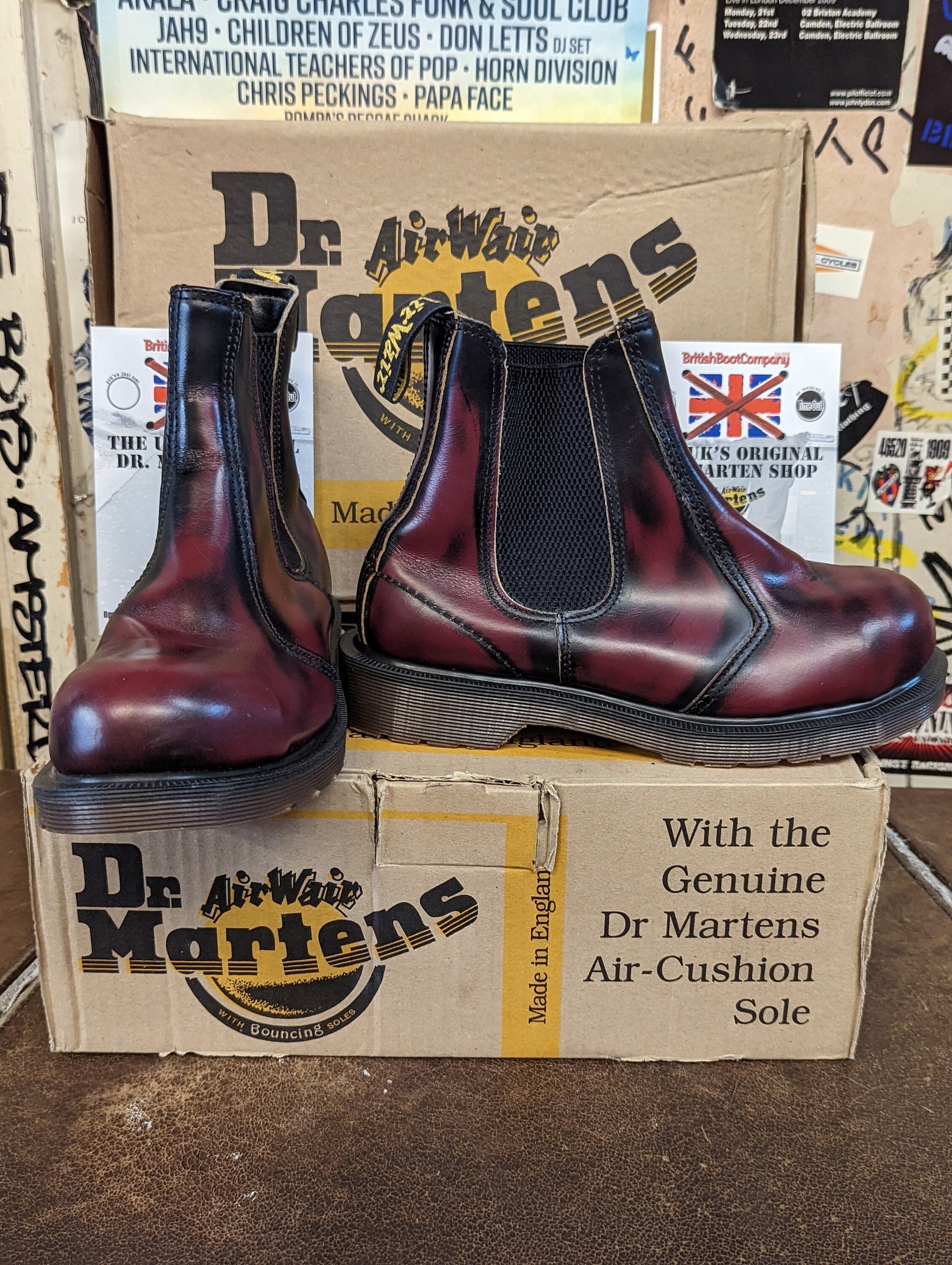 Botas Dr Martens Chelsea Talla UK4 Made in England 1976 Burgundy Rub Off Steel Etsy Mexico