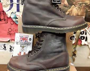 DR. MARTENS - 1460 Vintage Black Made In England Boots