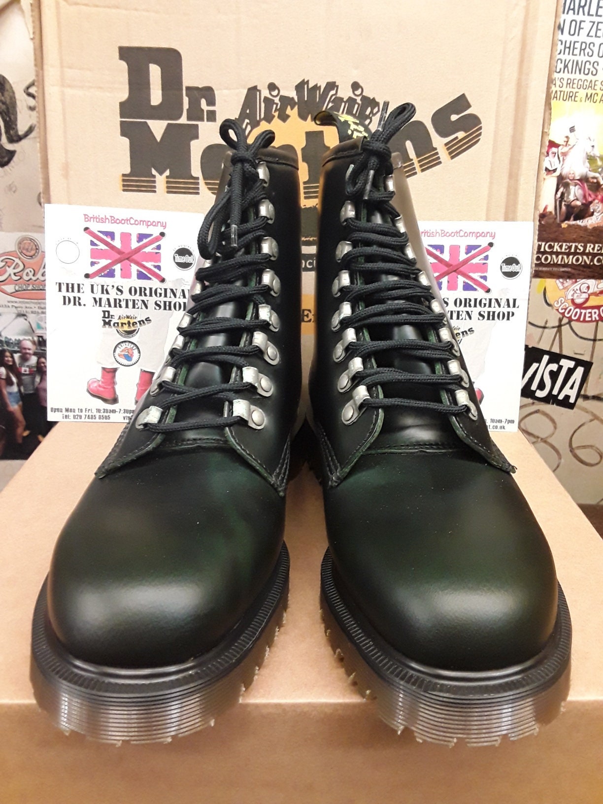 Dr martens shop assange