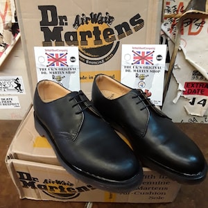 Dr Martens 1484 Black Waxy Shoe Made in England Size 7.5