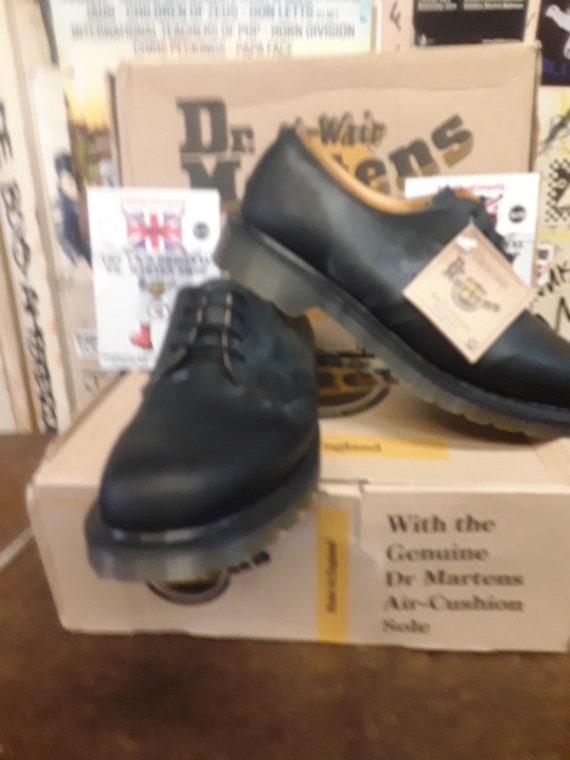 Dr Martens 1561 Black Waxy Made in England Size 7 - image 7