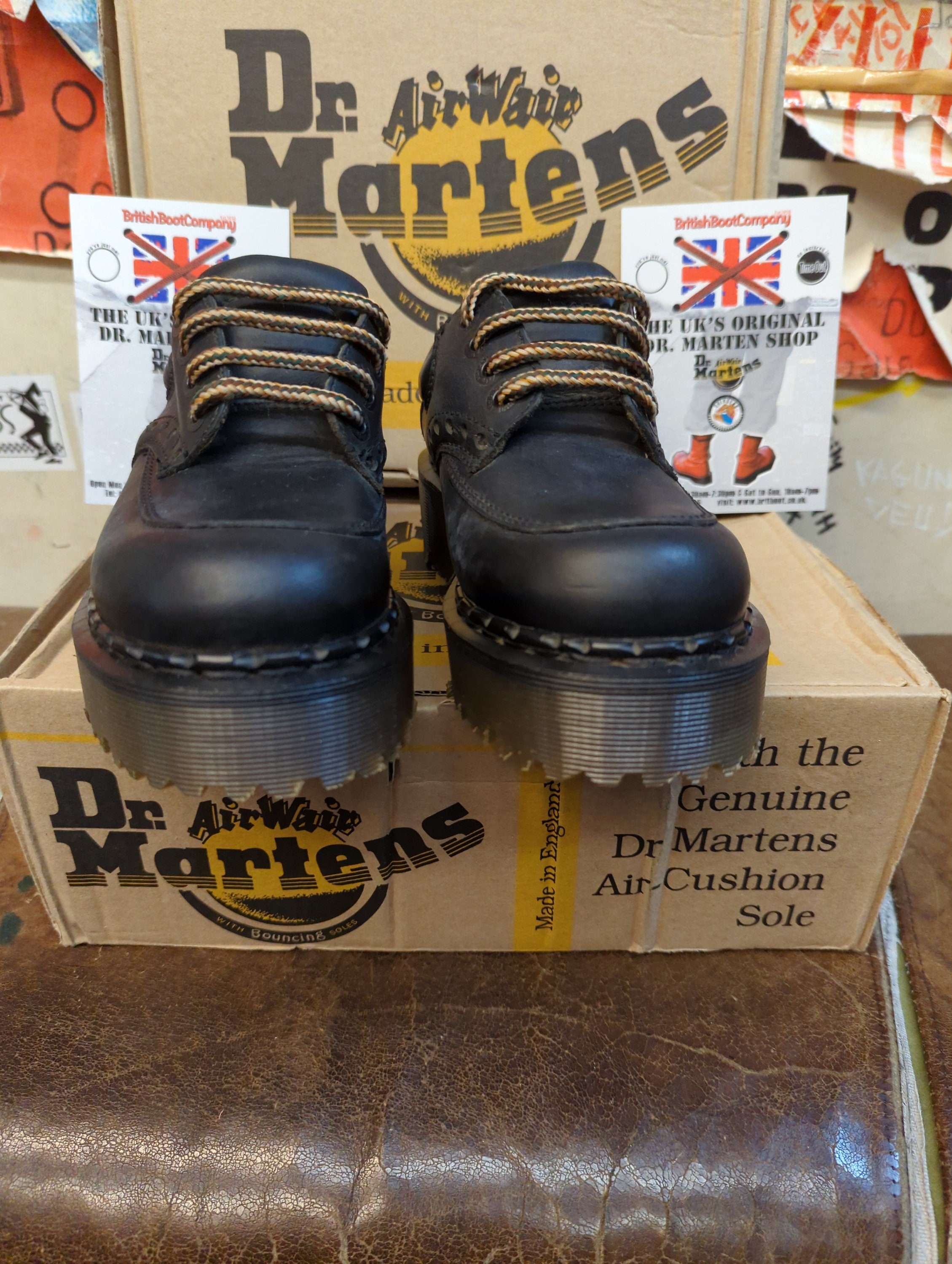Dr.Martens KASSIONカシオン　UK3 KASSION LEATHER SANDALS in Black Brando | Dr. Martens