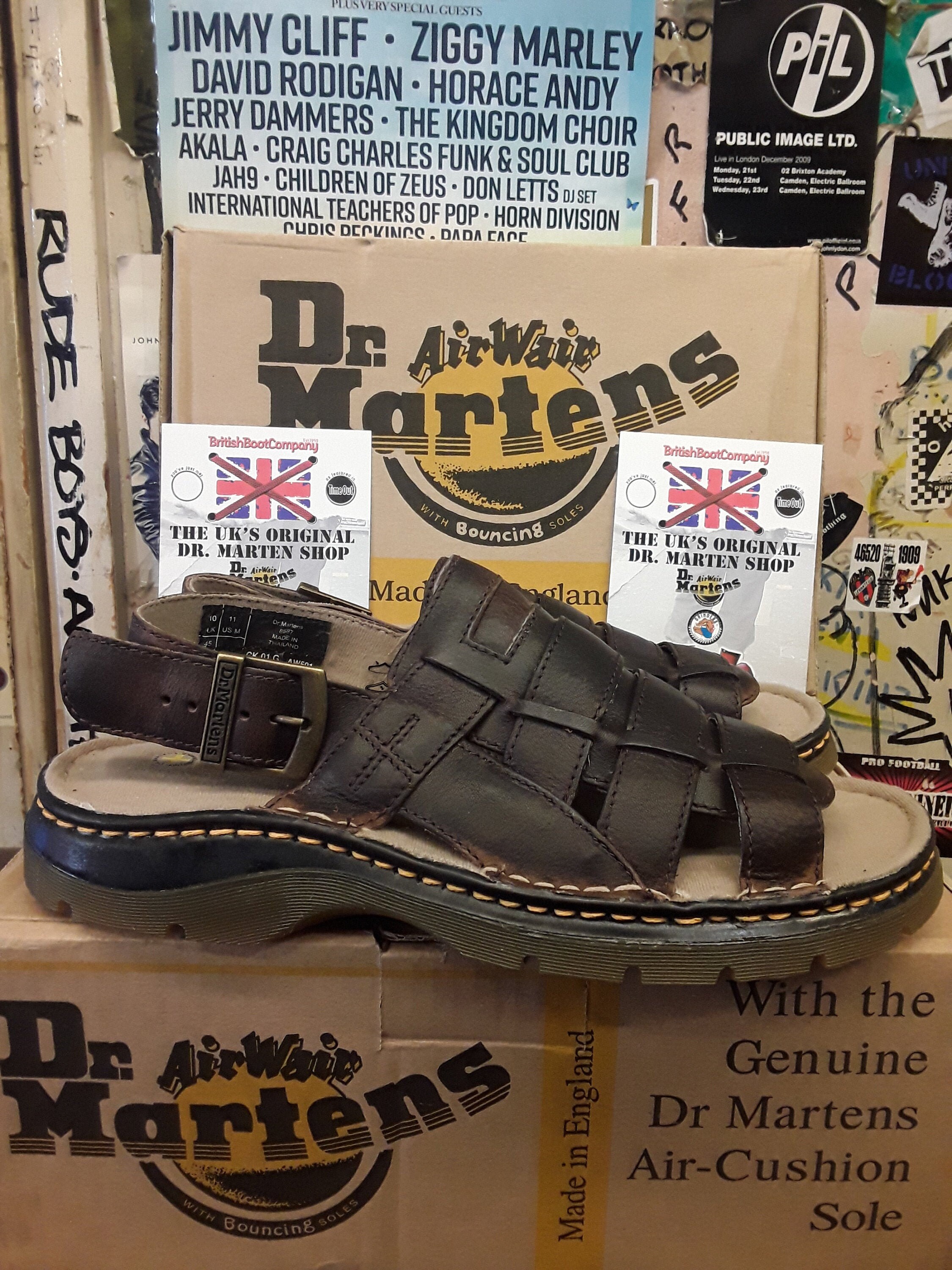 Dr. Martens 8092 Fisherman Leather Sandals | Black leather heels, Sandals  outfit, Swag shoes
