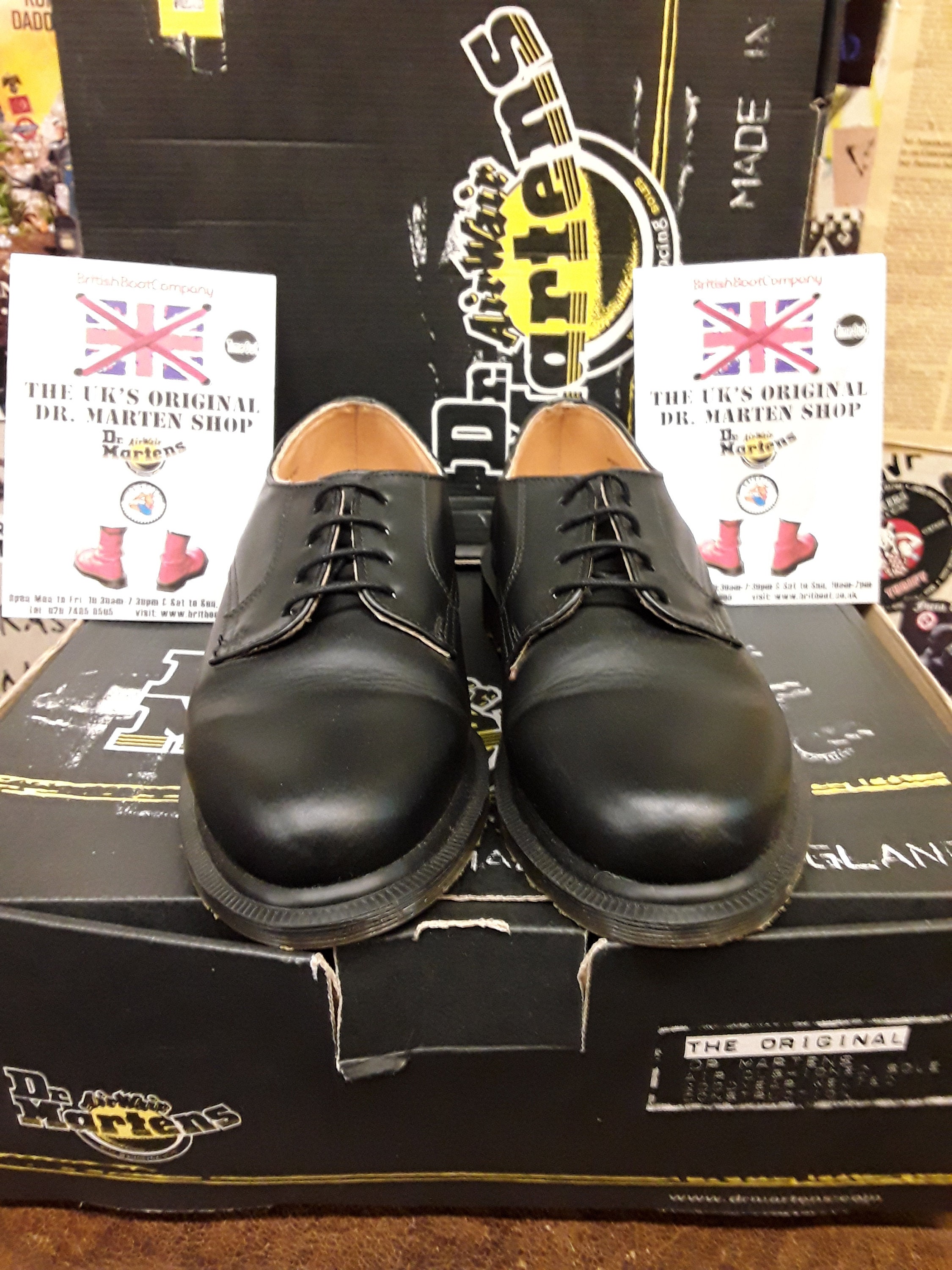 Dr Martens, Made in England, 3514 BLACK Plain Shoe, Size 5 Dr Martens, Made in England, 3514 BLACK Plain Shoe, Size 5