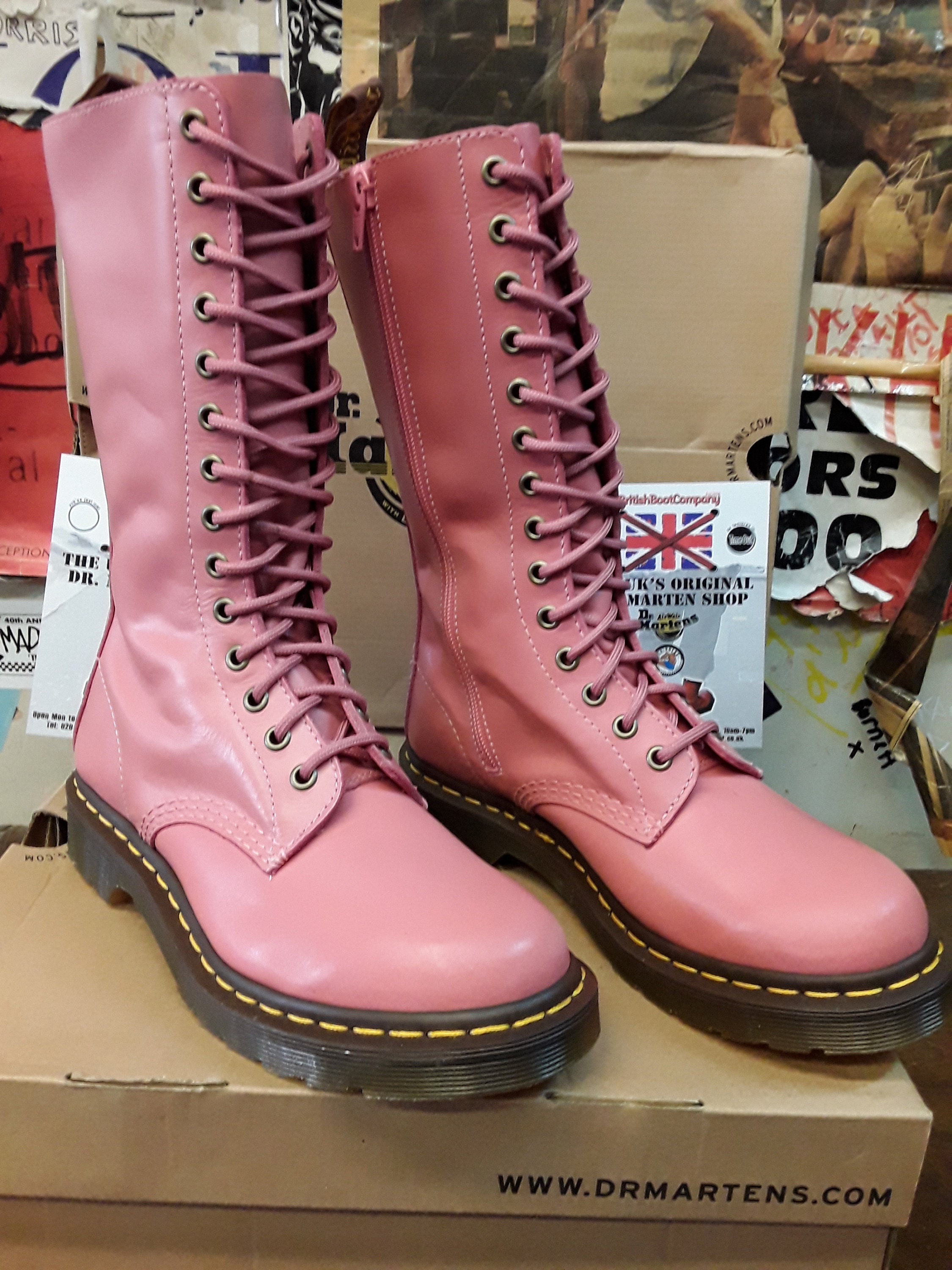 Dr Martens 1b99 Pink Buttero 14 Hole Zip Boots Various Sizes Dr Martens 1b99 Pink Buttero 14 Hole Zip Boots Various Sizes