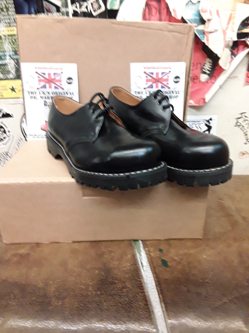 Treadair Steel Shoes, Vintage 90's, Made in England, Mens Leather Shoes, 3 Eye Shoes / Various sizes image 4