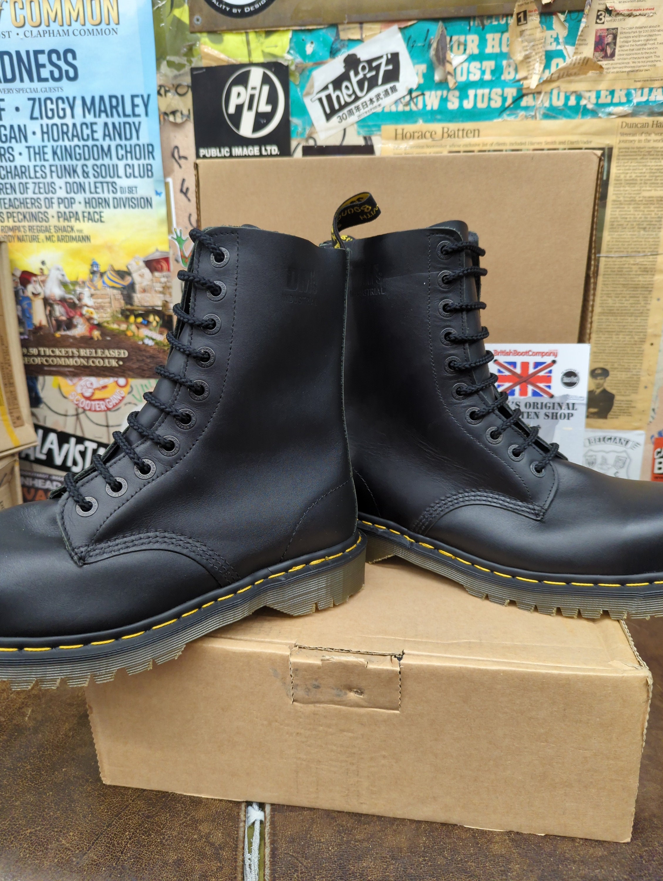 Dr Martens 2219z Made in England Black 10 Hole Safety Boot Sizes 8
