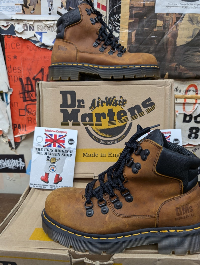 Spannende Dr Martens Bremen Bild