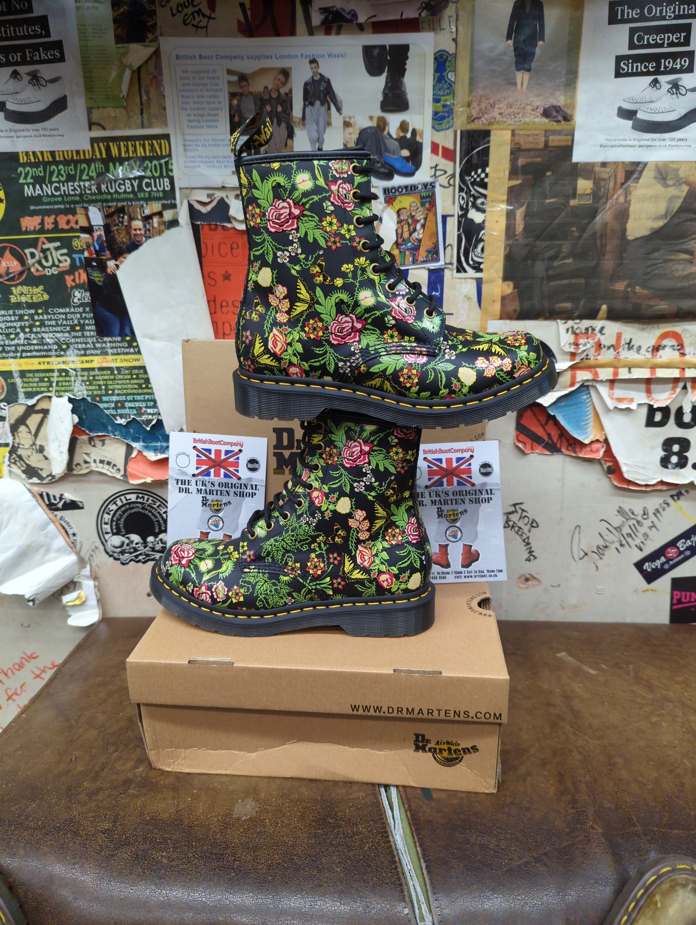 Dr martens darcy floral discount