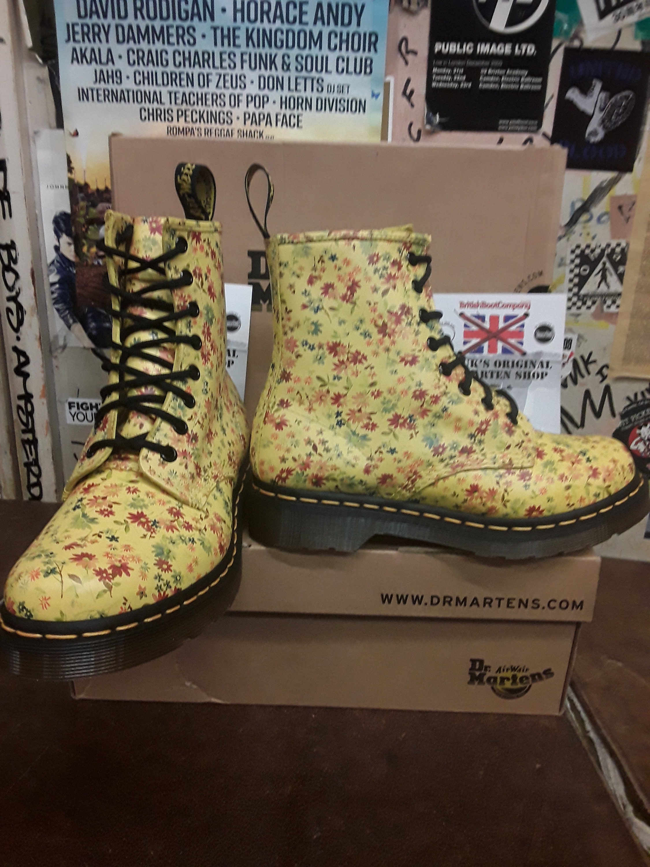 Dr martens top kinder blumen