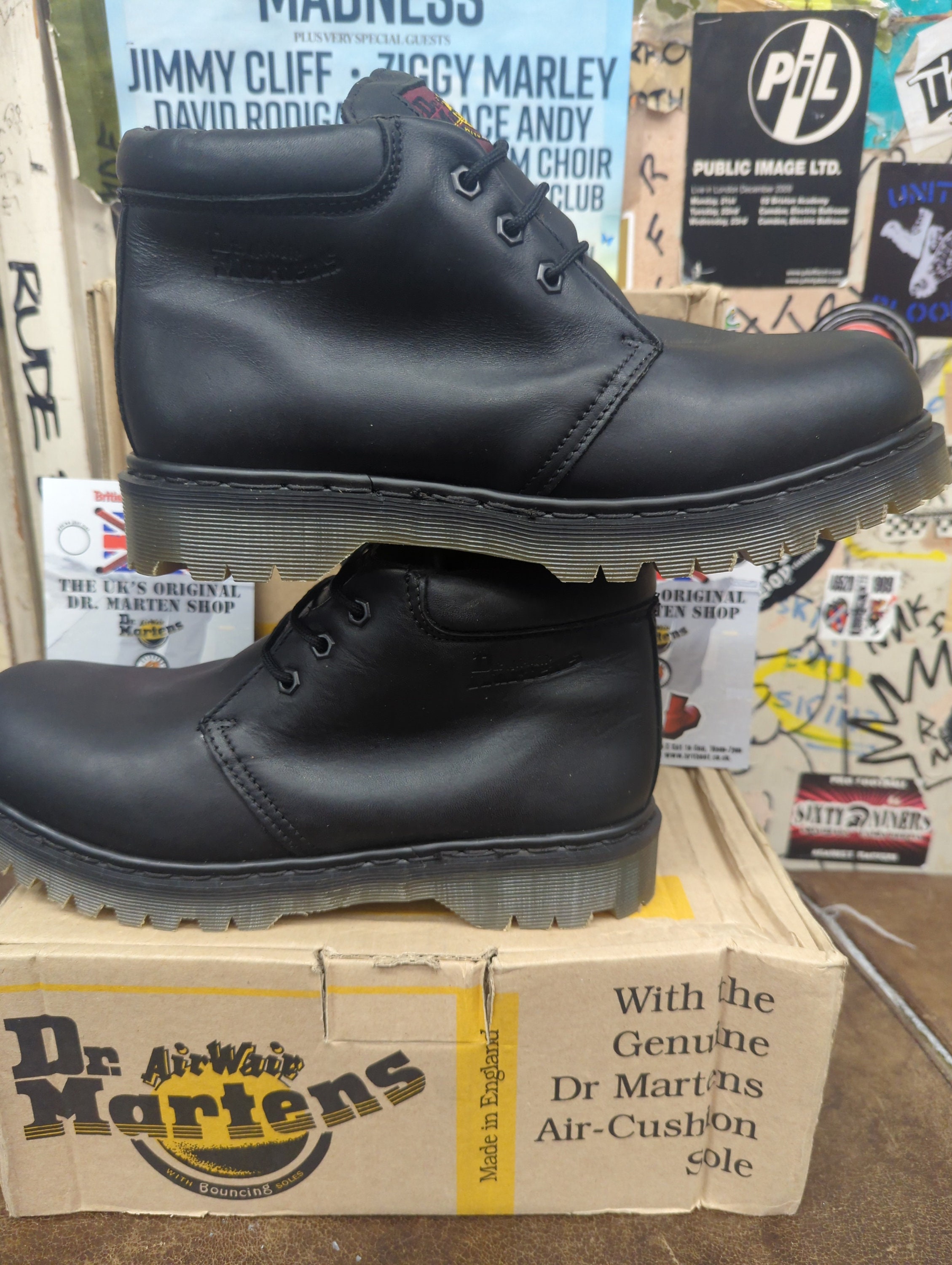 靴 Dr.marten made in UK  MAIL il_1080xN.5298000165_dksz.jpg