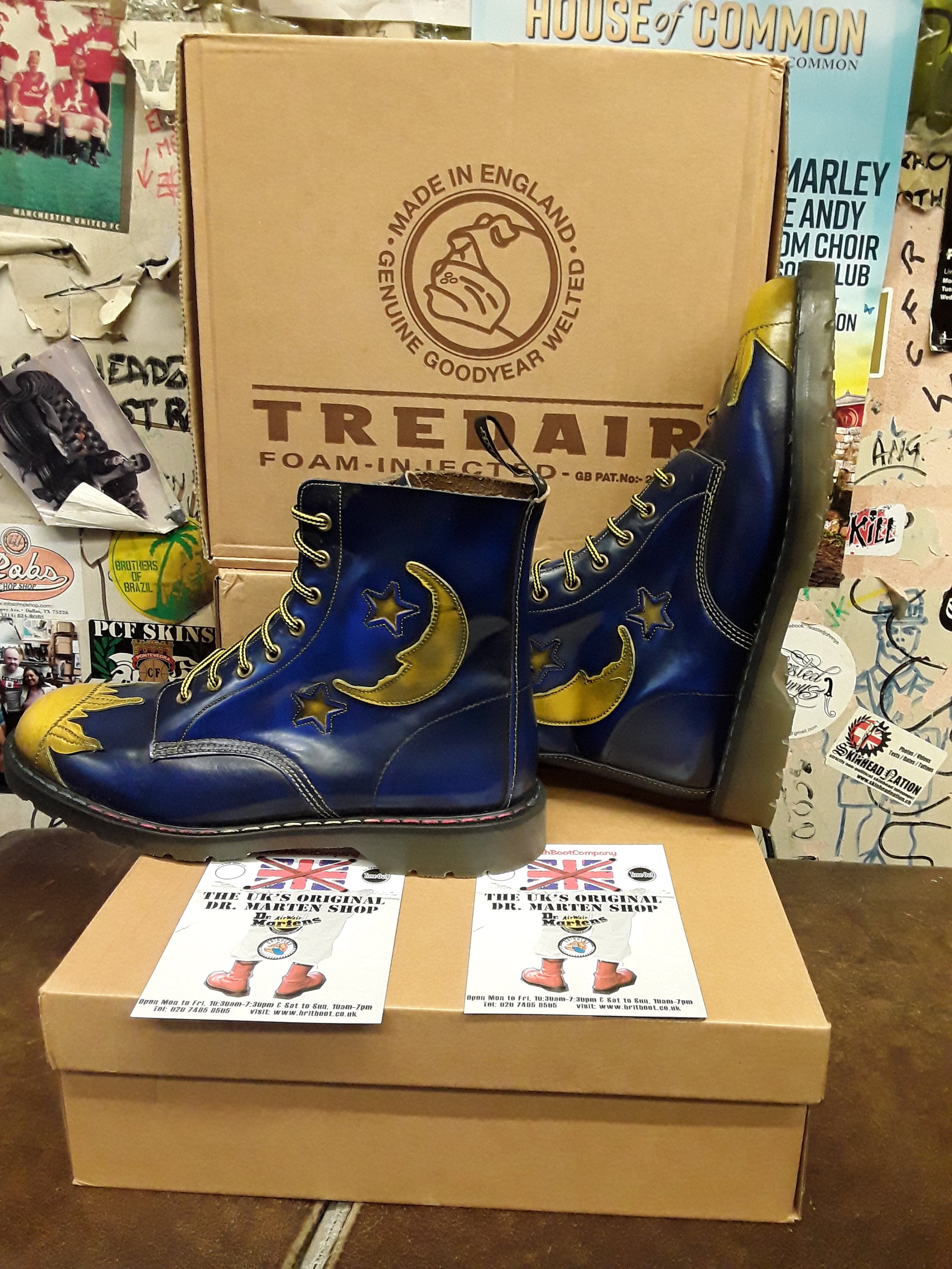【国内未入荷品】Dr.Martens sun moon&star Tredair Tredair 8 Hole Made in England Sun,Moon and Stars Size 9 & 10