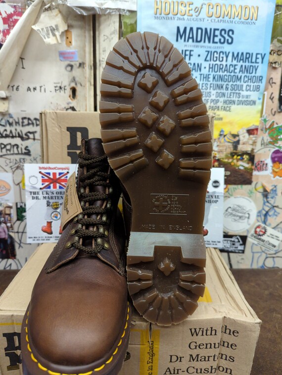 Dr Martens 8096z Bex 8 Hole Made in England Bark Grizzly Dr Martens 8096z Bex 8 Hole Made in England Bark Grizzly