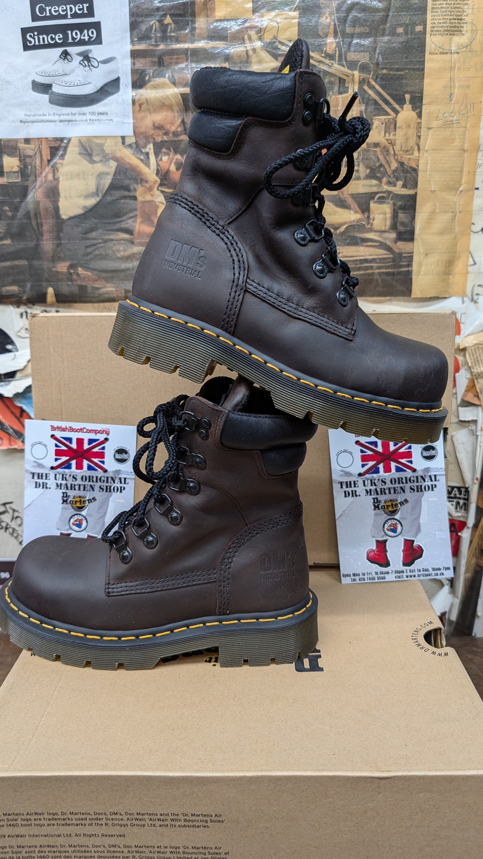 靴 Dr.Martin Junior 1460 Sparkle Rays Lace Up Boots in Black | Dr. Martens