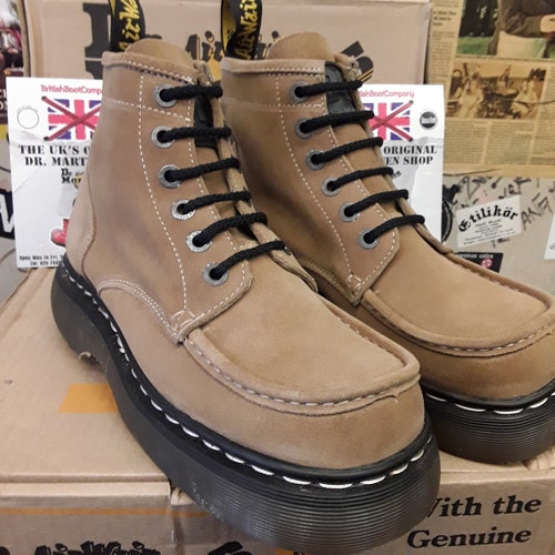 Dr. Martens 6-hole boots, thick sole, made in the UK Women's 23.5cm /saa011670 main image 0