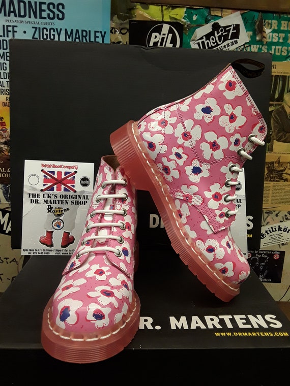 Dr Martens Pink and Red Pansy Fayre 6 hole boots … - image 5