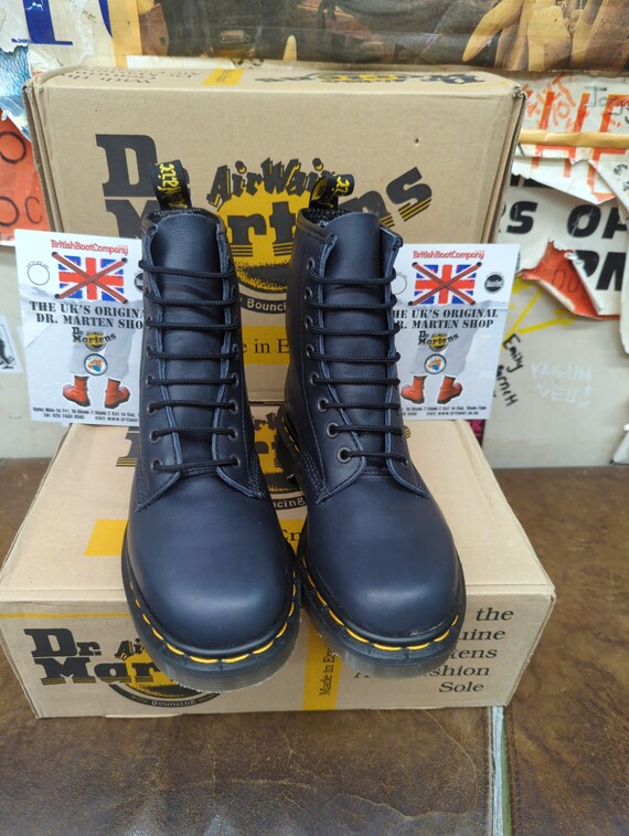 DAISUKE様 Dr.Martens 1460YOTD UK9 28cm Dr Martens 1460 Navy Slicker Made in England Size 3 - Etsy UK